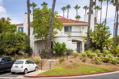 Photo of 9449 Fairgrove Ln Ln #102, San Diego, CA 92129 (MLS # 260007100SD)