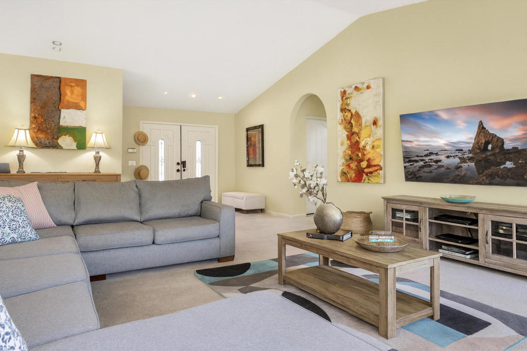 Regency Palms - Residential Lease