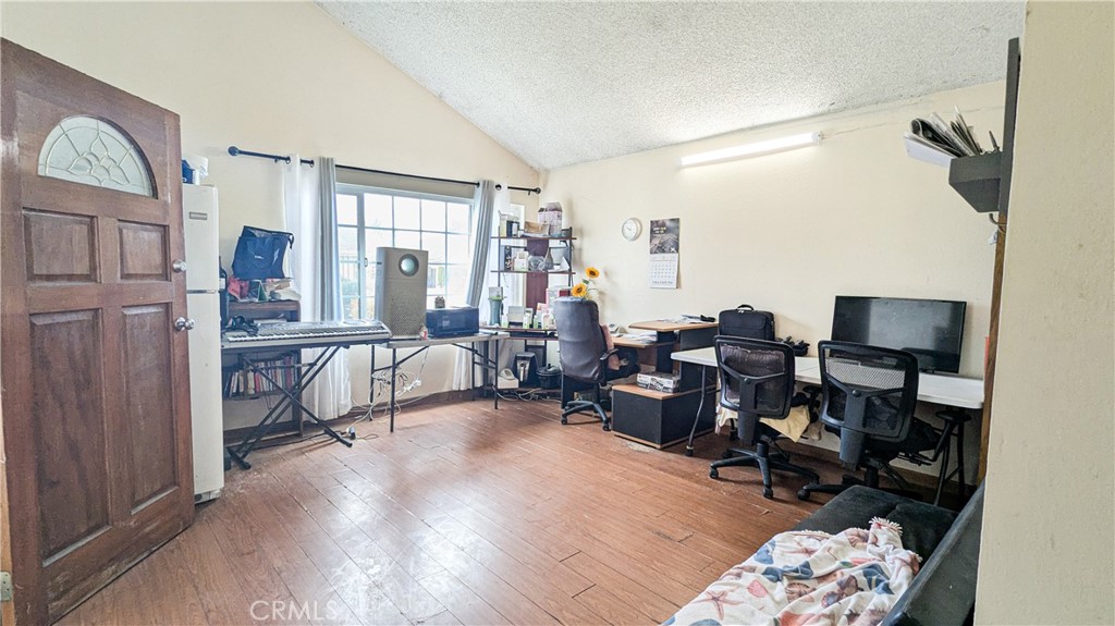 13522 Carnaby Street