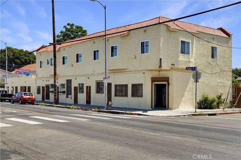Photo of 2214 Hooper Avenue, Los Angeles, CA 90011 (MLS # DW25170345)