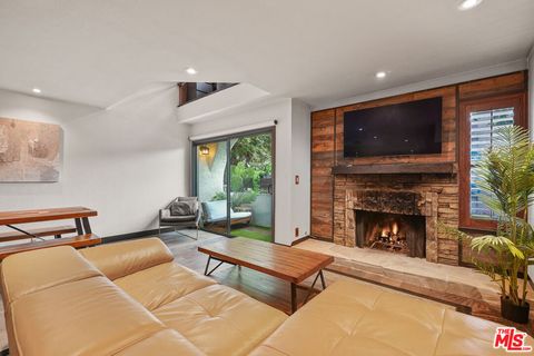 Photo of 10926 Bluffside Drive #3, Studio City, CA 91604 (MLS # 26762249)