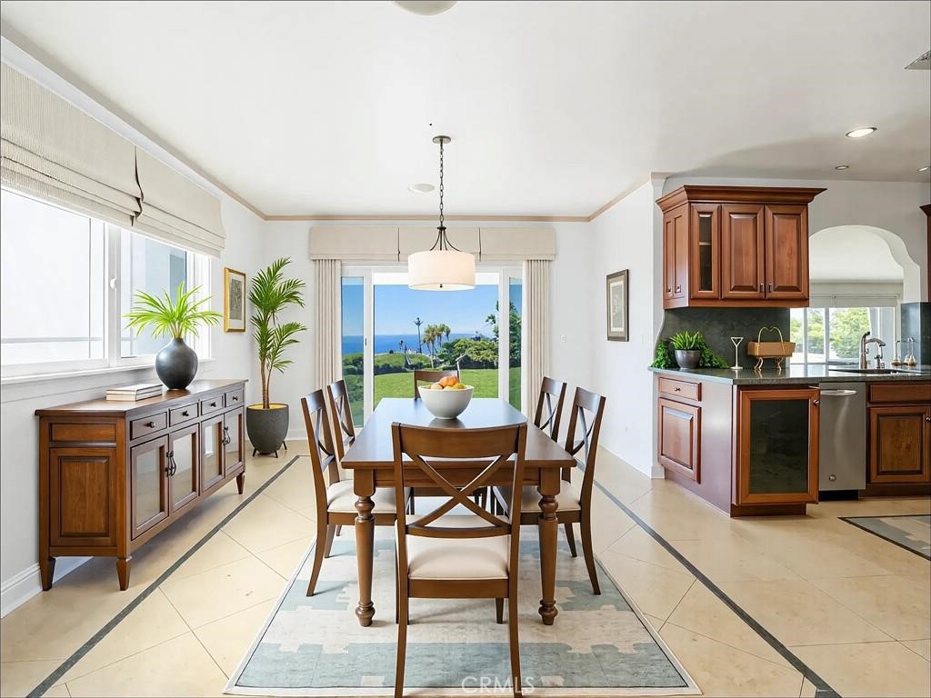 Properties 2 4348 Exultant Drive