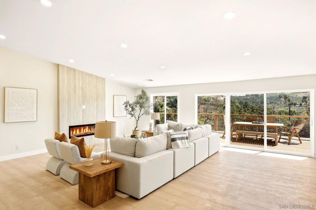 2073 Willow Glen