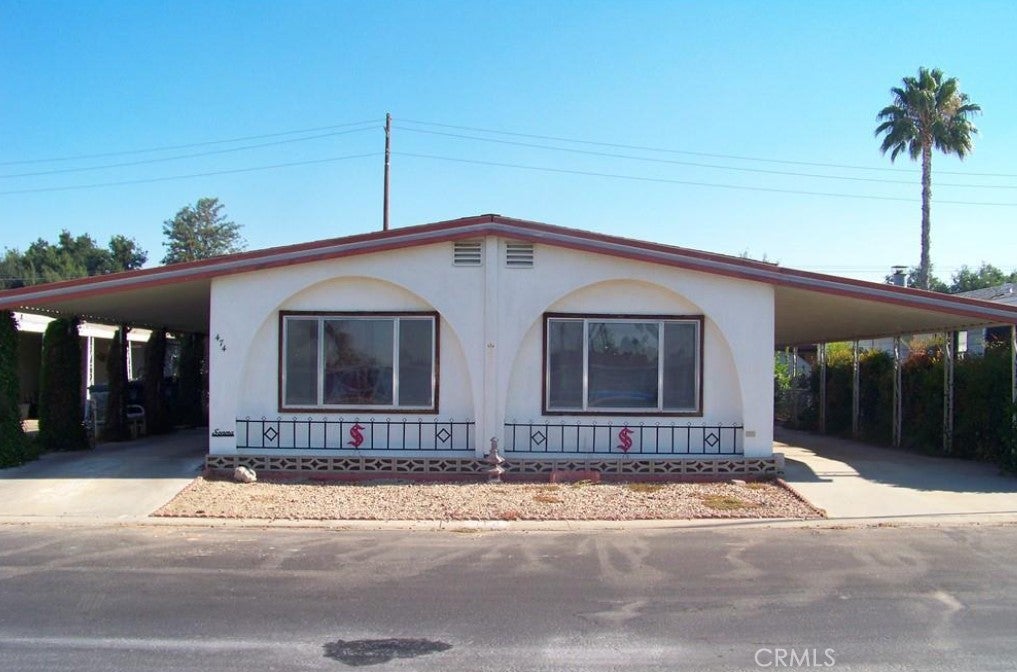 601 N Kirby 474