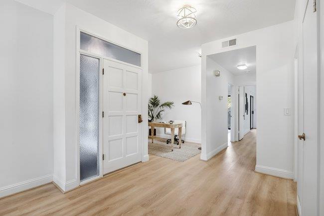 1286 Woodside Road