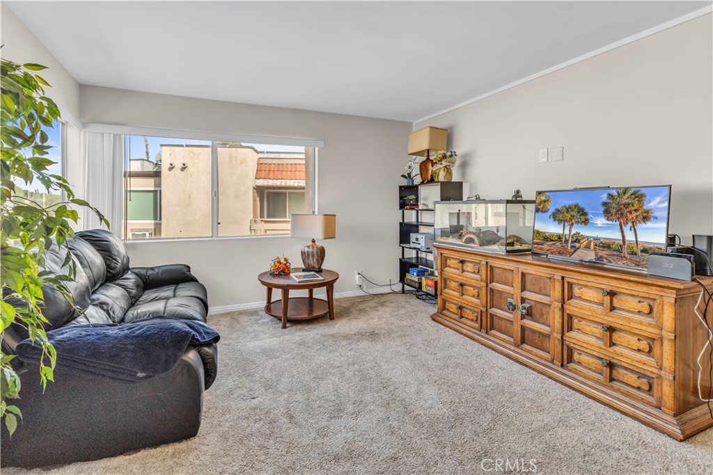 Cinnamon Tree Condominiums (CNTC) - Residential