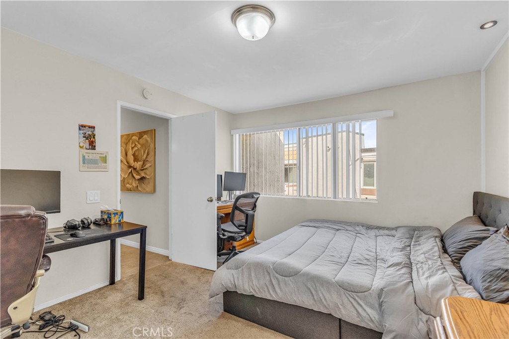 Cinnamon Tree Condominiums (CNTC) - Residential