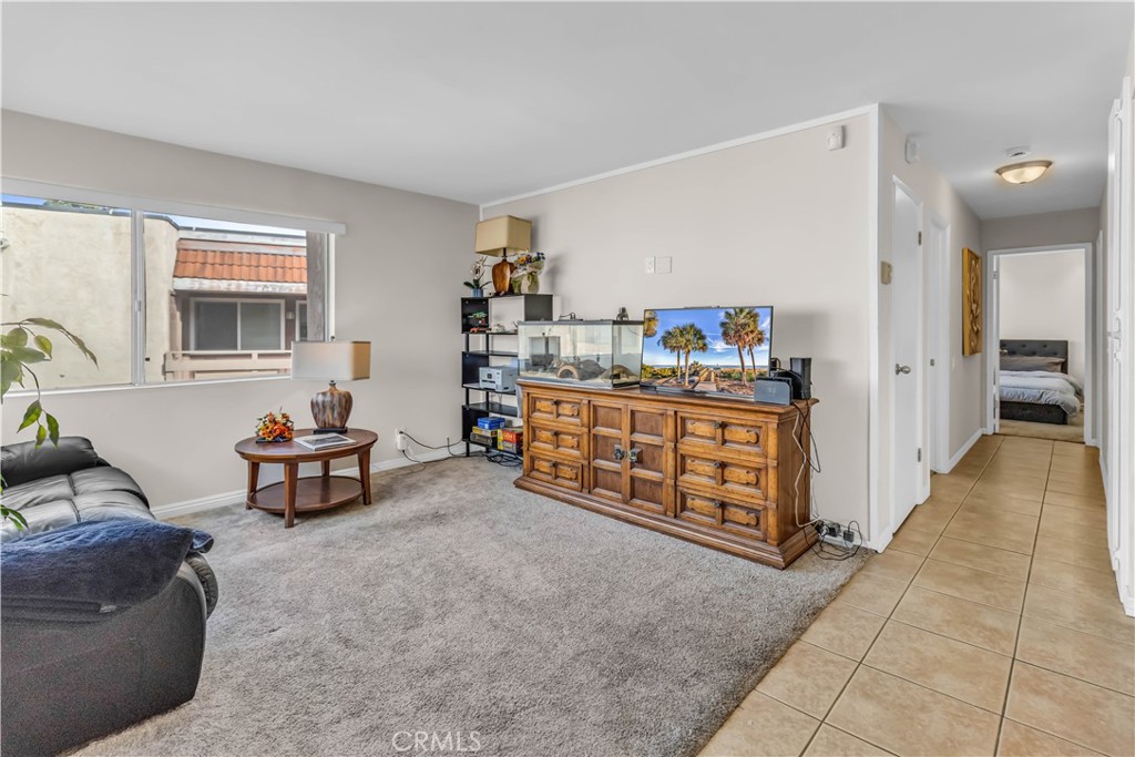 Cinnamon Tree Condominiums (CNTC) - Residential