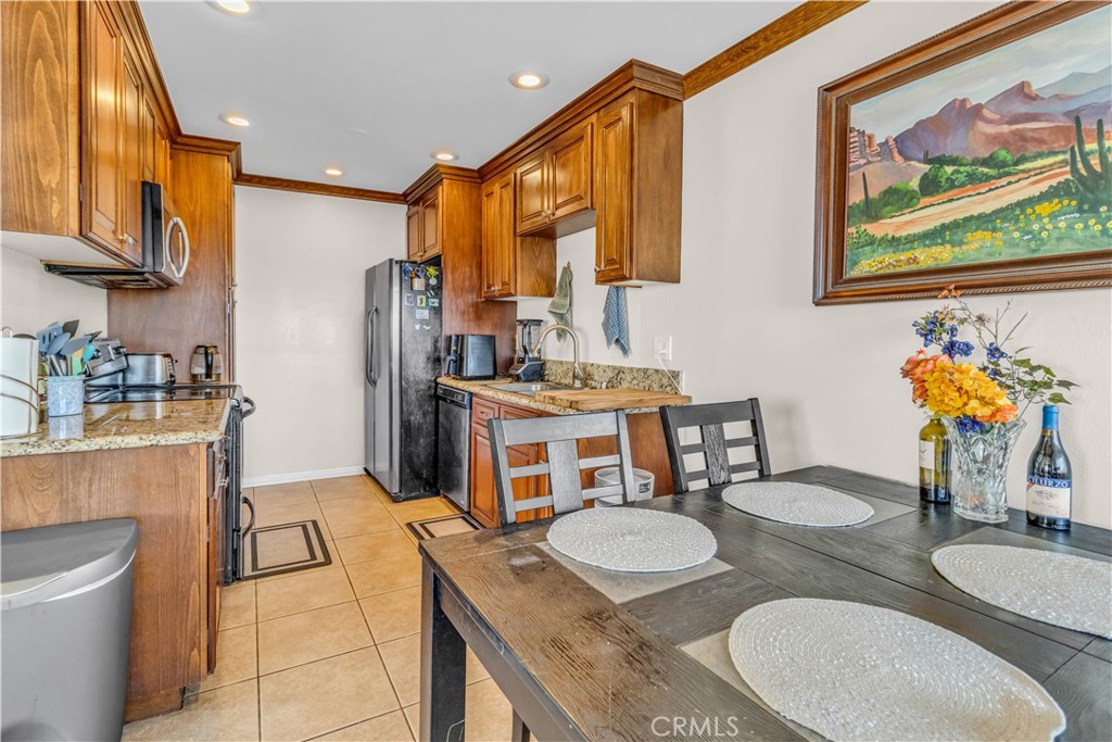 Cinnamon Tree Condominiums (CNTC) - Residential