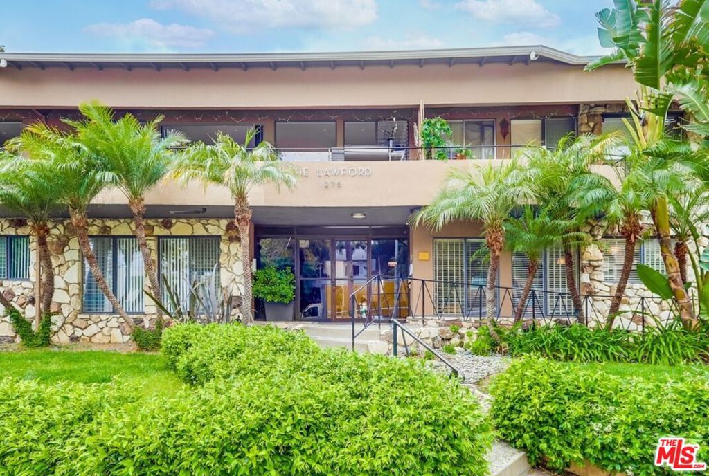 1275 Havenhurst Drive 4