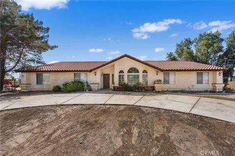 Photo of 40508 E 154th Street St, Lancaster, CA 93535 (MLS # SR26095717)