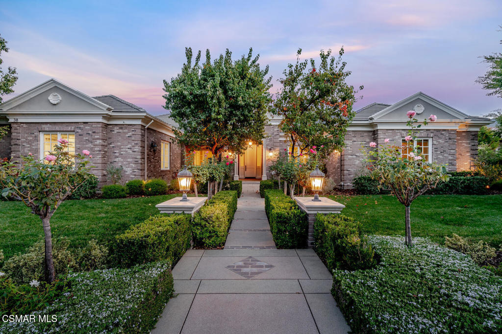 38 Williamsburg Way
