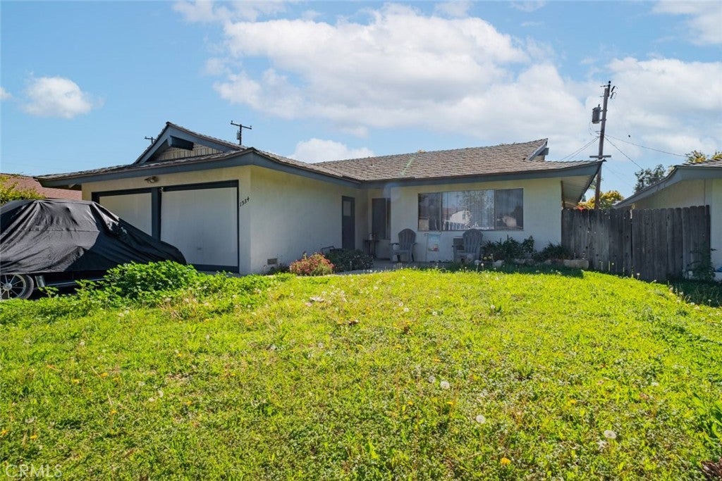 1934 Bobolink Way