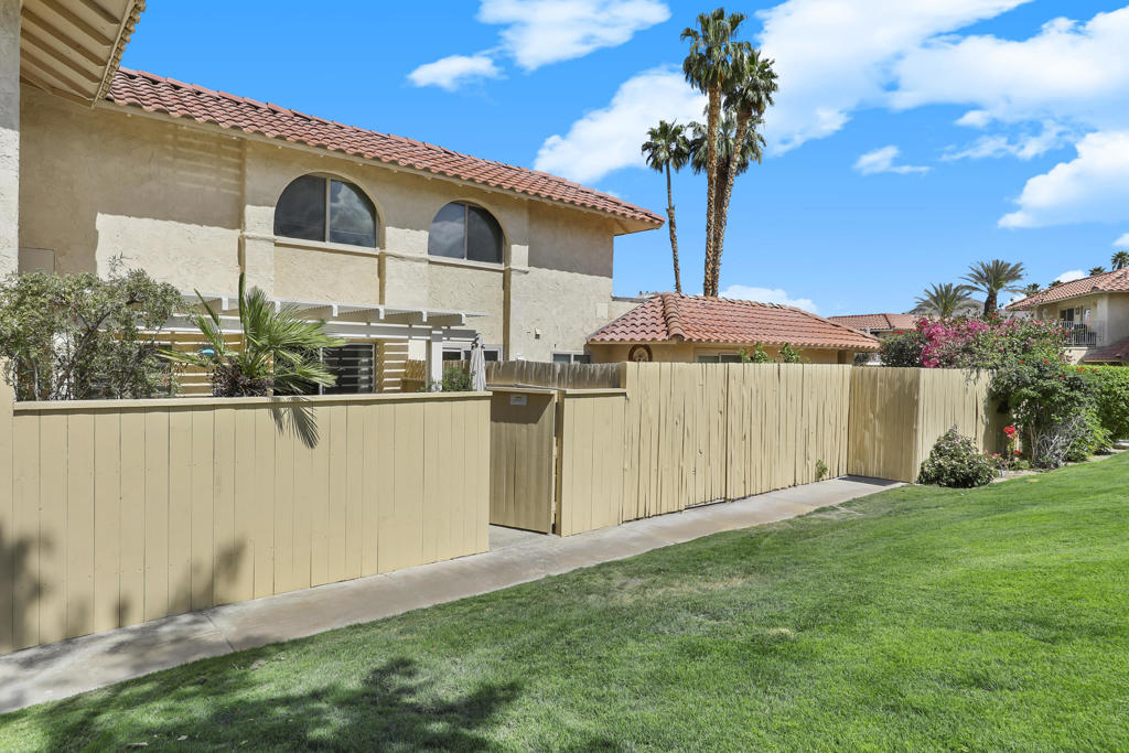 Deep Canyon Tennis C - Residential