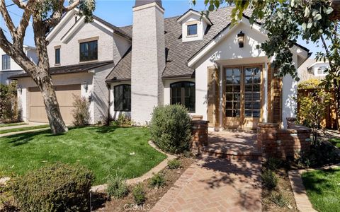 Photo of 2214 Holly Lane, Newport Beach, CA 92663 (MLS # NP26063394)