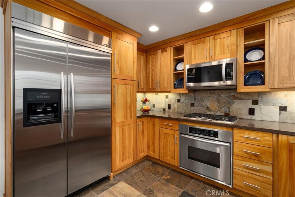 Seacliff Club Series (HSCS) - Residential Lease