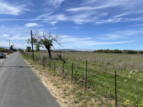 Photo of Hollister, CA 95023 (MLS # ML82042366)