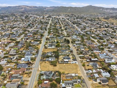 Tiny photo for 1527 11th Street, Los Osos, CA 93402 (MLS # SC25083840)