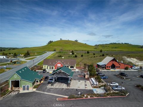 Tiny photo for 2121 Wood Duck Ln, Paso Robles, CA 93446 (MLS # NS25244756)