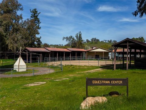 Tiny photo for 2121 Wood Duck Ln, Paso Robles, CA 93446 (MLS # NS25244756)