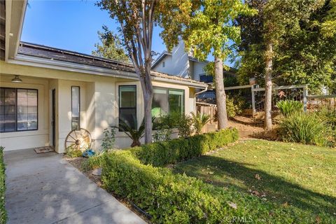 Tiny photo for 2121 Wood Duck Ln, Paso Robles, CA 93446 (MLS # NS25244756)