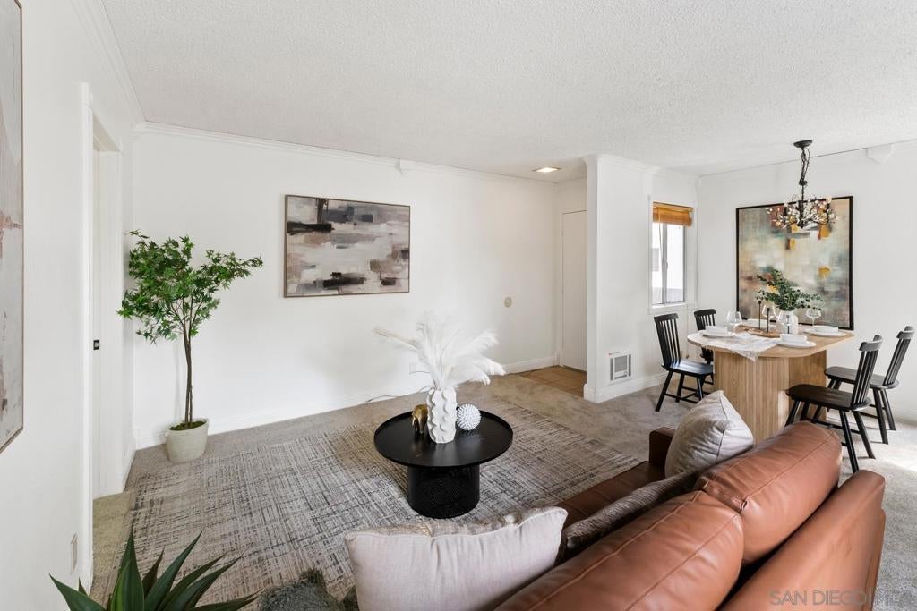 1389 Caminito Gabaldon C, San Diego CA 92108