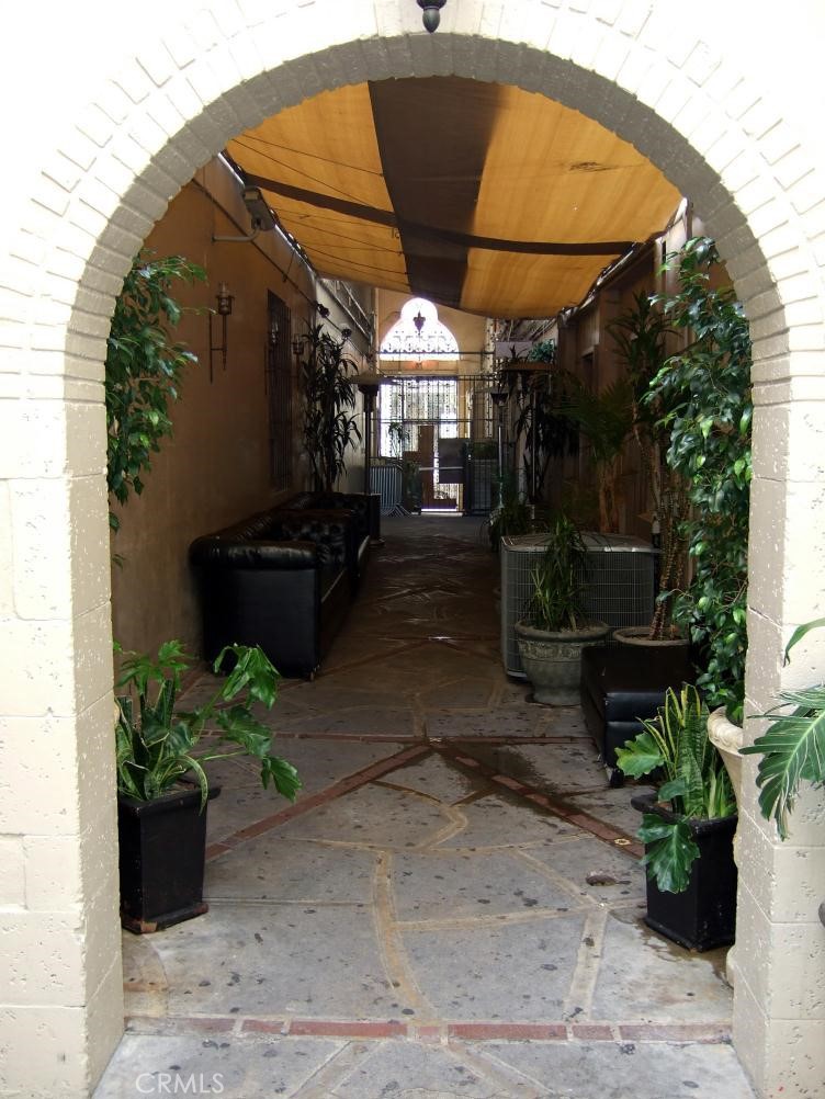 Properties 3 6646 Hollywood Boulevard