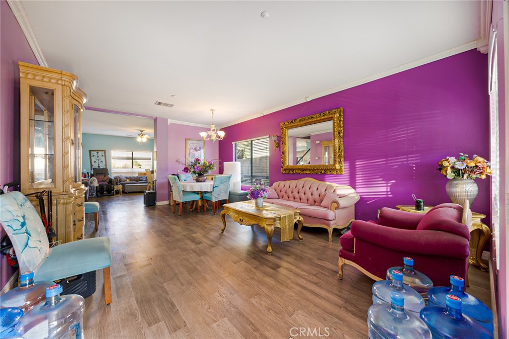 Properties 4 14956 Genoa