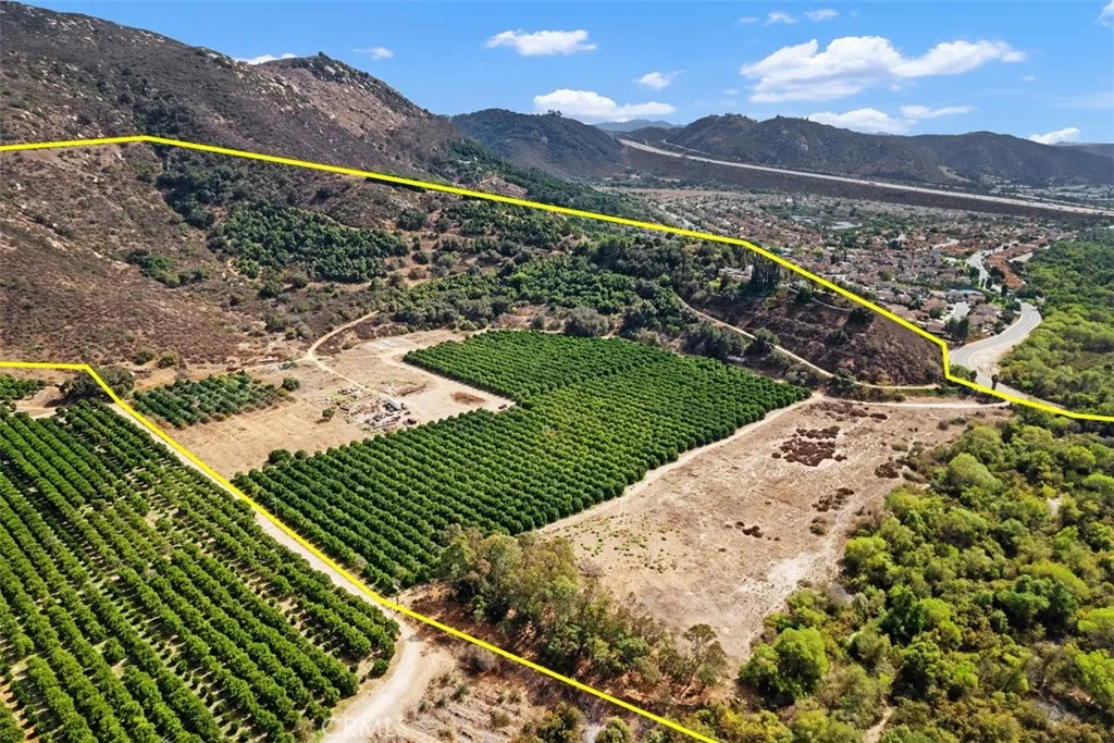 Fallbrook, California 92028, United States, ,Land,Active,214099