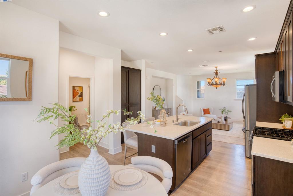 ALAMEDA - Residential