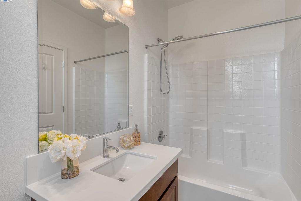 ALAMEDA - Residential