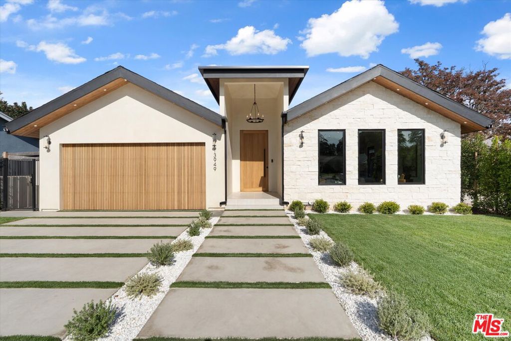 13949 Cumpston Street