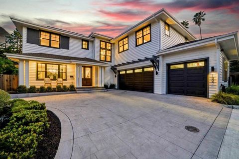 Photo of 102 Palo Colorado Drive, Los Gatos, CA 95032 (MLS # ML82044313)