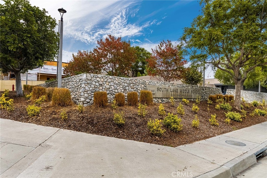 8 Claret 49, Irvine CA 92614 - Photo 44