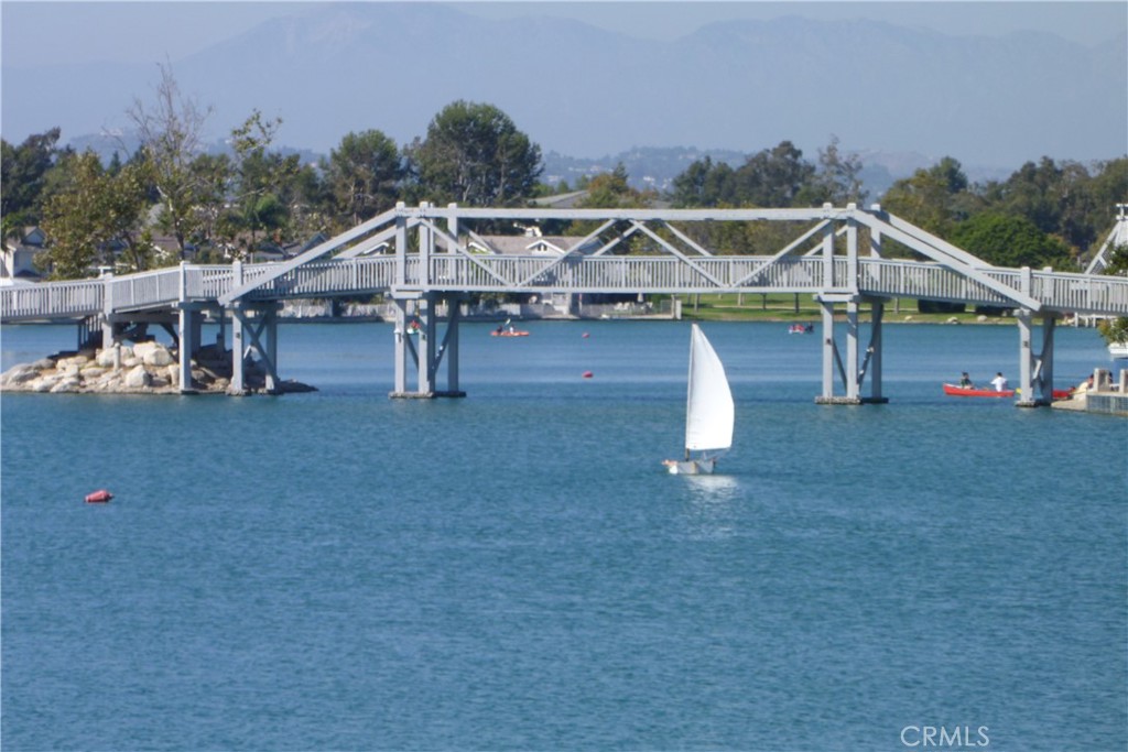 8 Claret 49, Irvine CA 92614 - Photo 41