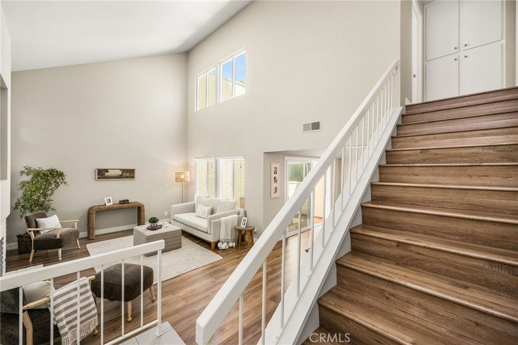 8 Claret 49, Irvine CA 92614 - Photo 16