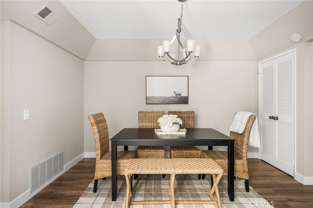8 Claret 49, Irvine CA 92614 - Photo 22