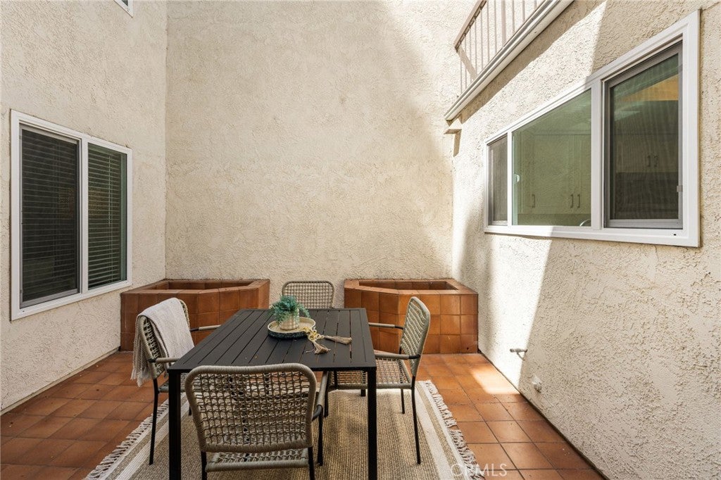 8 Claret 49, Irvine CA 92614 - Photo 23