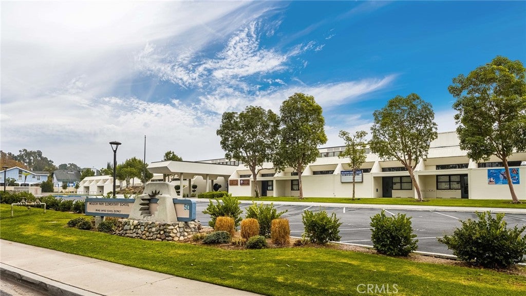 8 Claret 49, Irvine CA 92614 - Photo 43