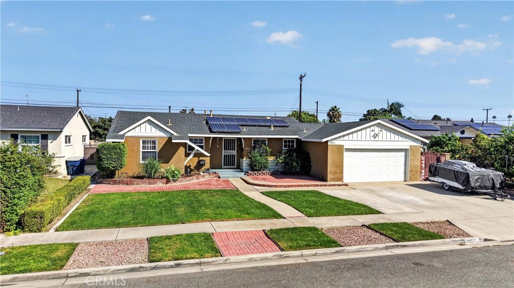 6821 Santee