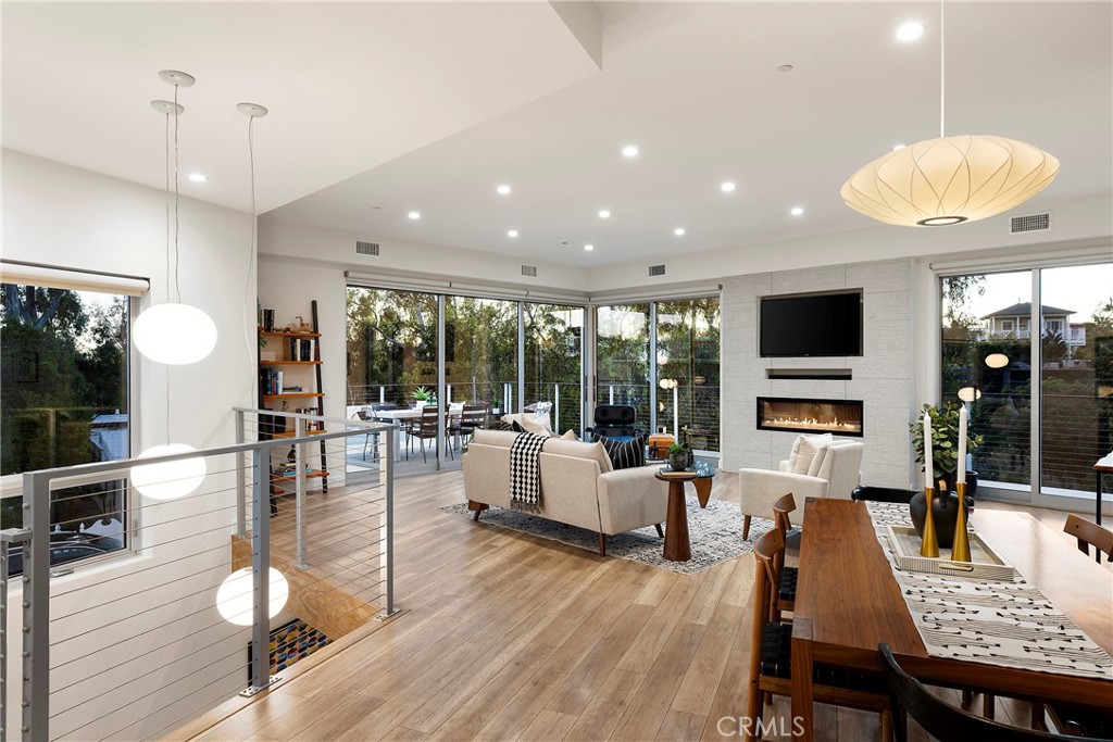 234 W Avenida San Antonio