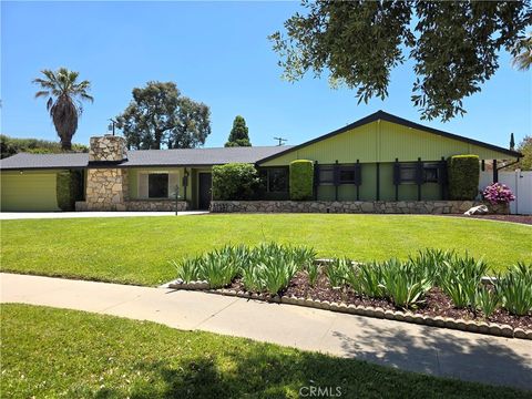Photo of 114 Anita Court, Redlands, CA 92373 (MLS # IG26118026)