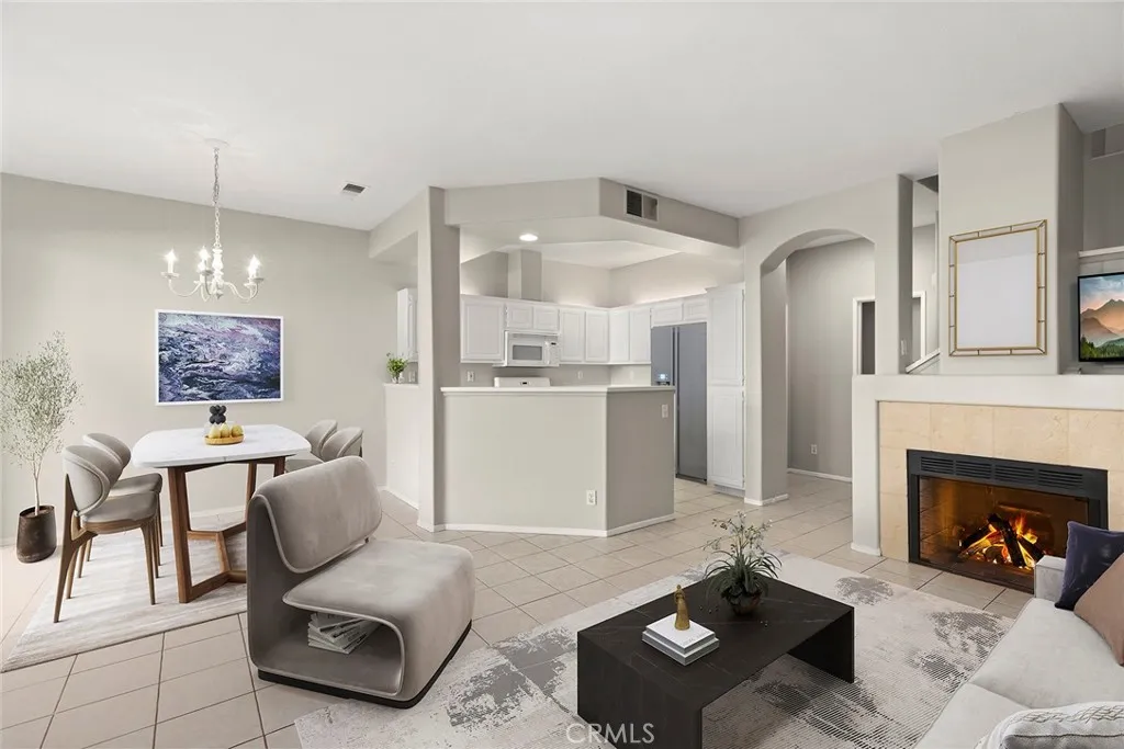 Anaheim Hills, California 92808, United States, 2 Bedrooms Bedrooms, ,3 BathroomsBathrooms,Residential,Active,190611