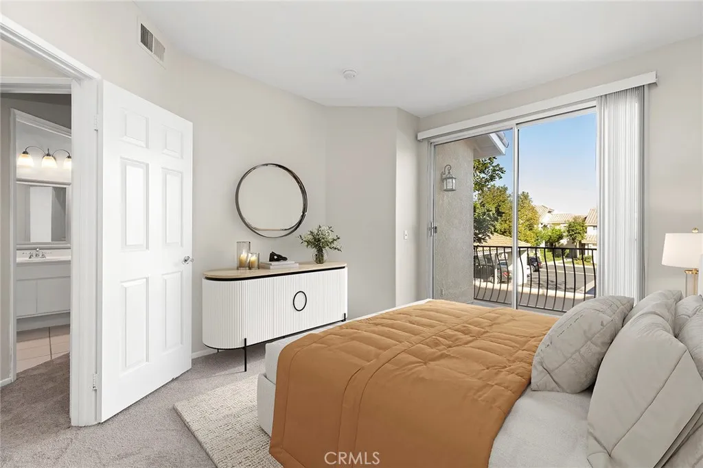 Anaheim Hills, California 92808, United States, 2 Bedrooms Bedrooms, ,3 BathroomsBathrooms,Residential,Active,190611