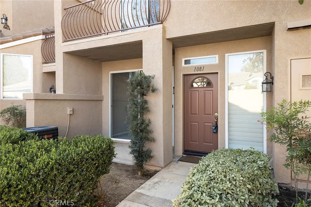 Anaheim Hills, California 92808, United States, 2 Bedrooms Bedrooms, ,3 BathroomsBathrooms,Residential,Active,190611