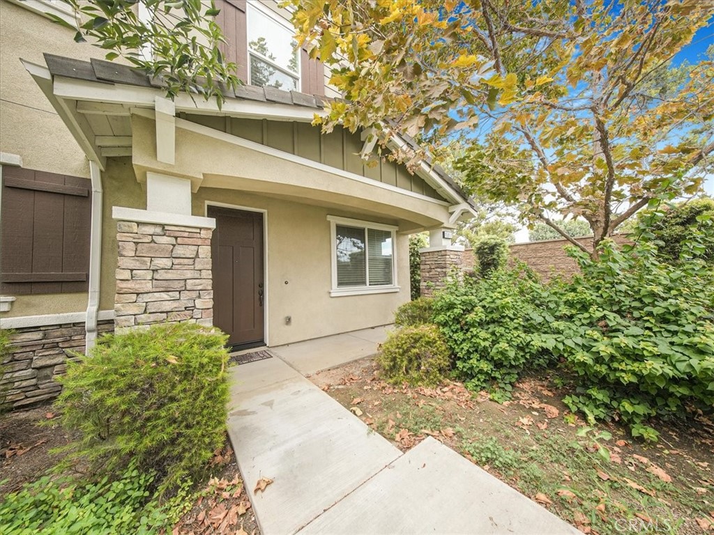 Properties 1 15917 MENTZ Court