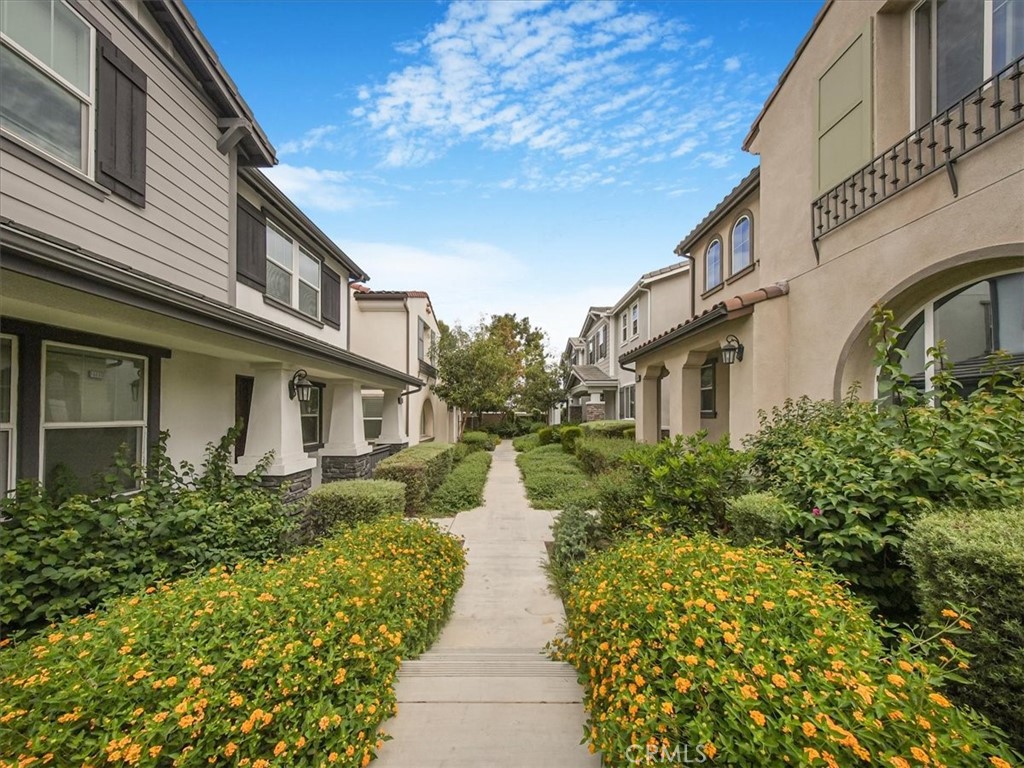 Properties 2 15917 MENTZ Court