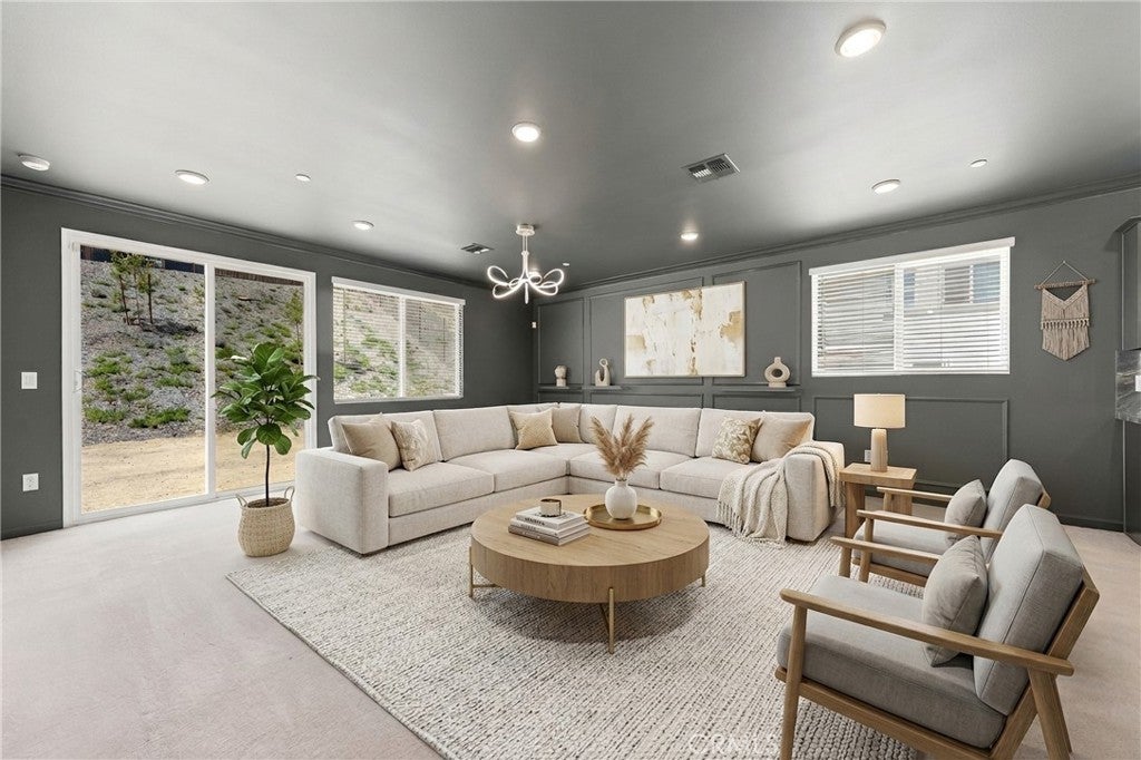 15361 Darnell