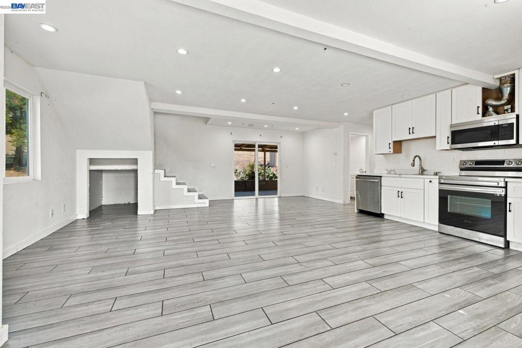 4975 Camino Tassajara