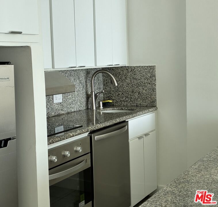 Properties 4 201 Ocean Avenue 1002B